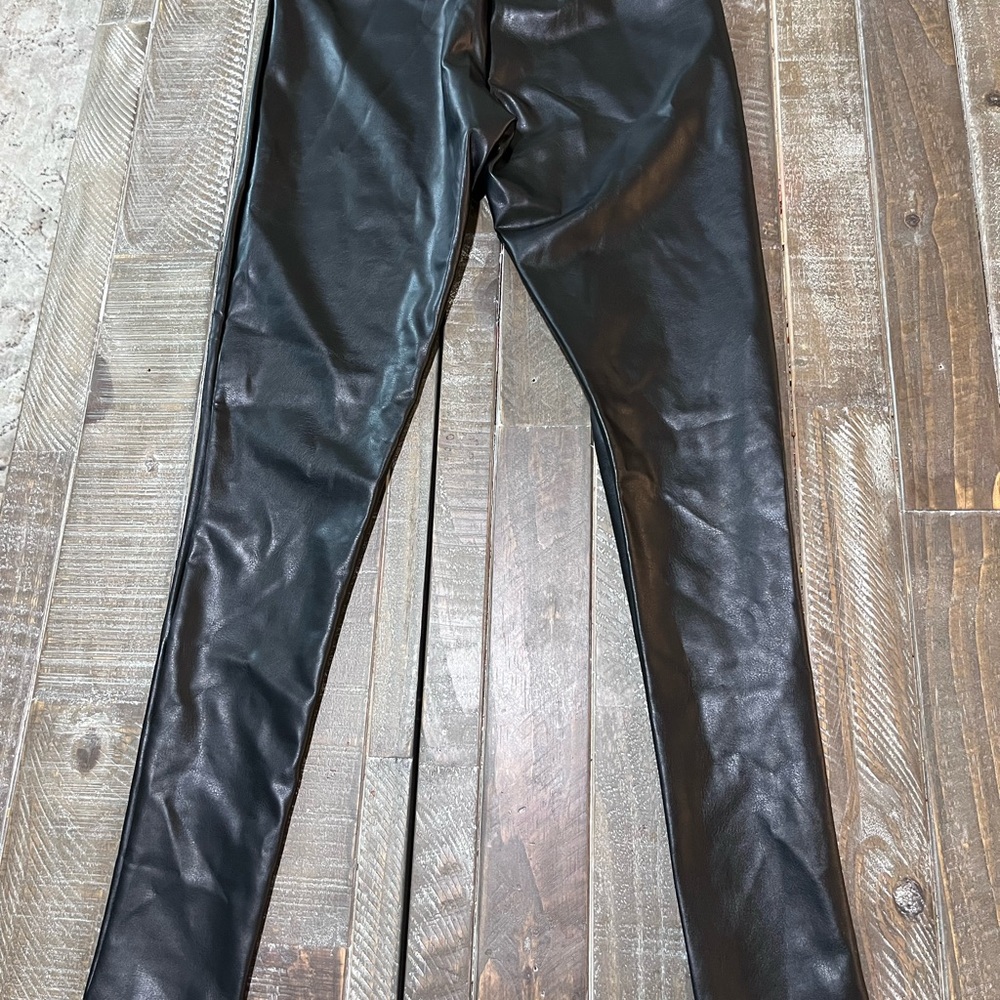 Asset by Spanx‎ black leggings - Picture 2 of 3